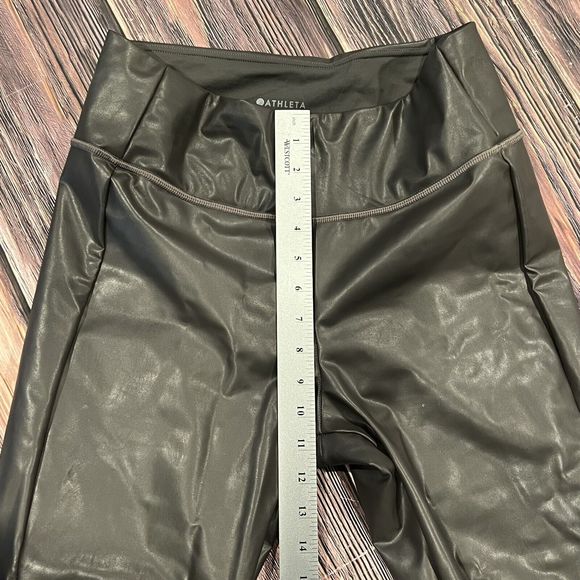 Women's Athleta All Over Gleam Tight Arbor Olive Faux Leather Size Medium 356179 - Picture 12 of 15